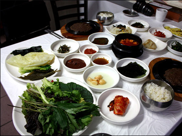 경주시 전통 경주할매집 쌈밥 대표 음식