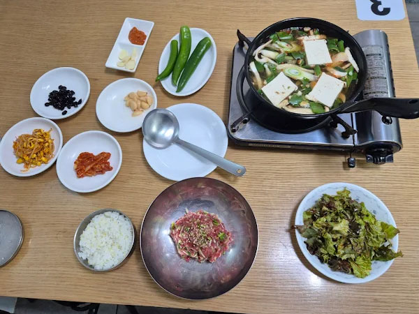 영천시 편대장영화식당 대표 음식