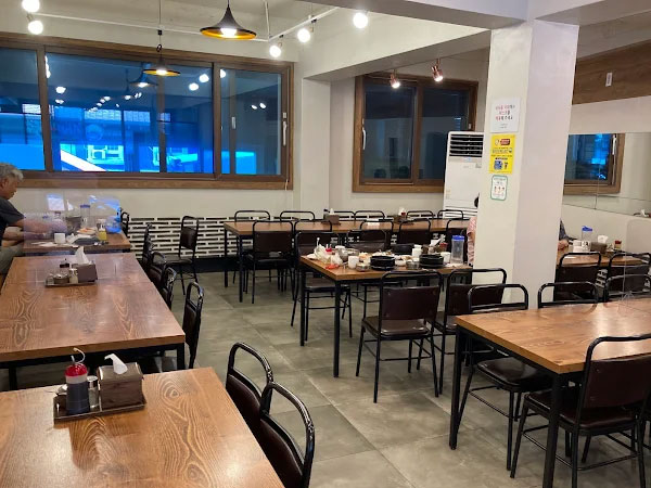 춘천시 봉운장 내부 인테리어