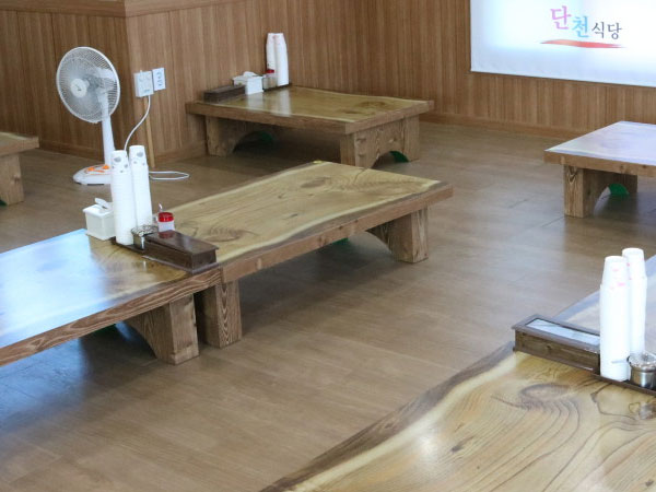 속초시 단천식당 내부 인테리어