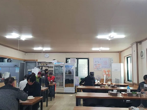 청주시 상당구 소영칼국수 내부 인테리어