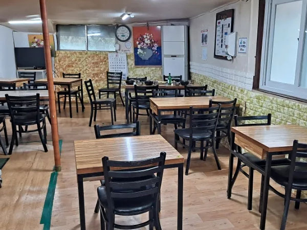 영동군 인터식당 내부 인테리어