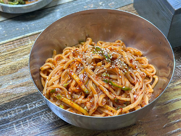 천안시 동남구 옛김포식당 대표 음식