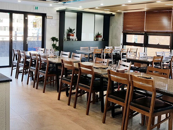 기장군 대한명인 기장곰장어 내부 인테리어