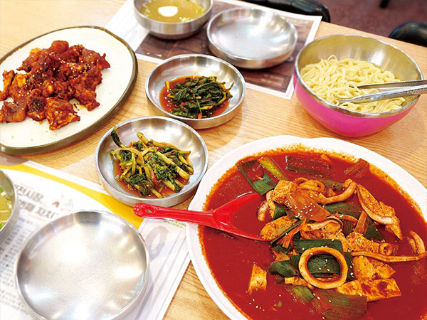 동구 경동오징어국수 대표 음식