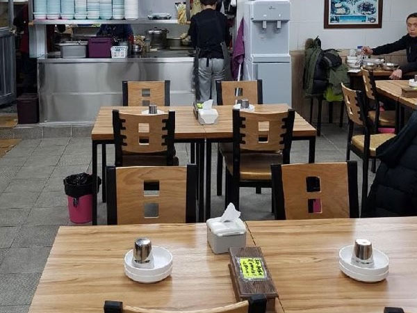 중구 광천식당 내부 인테리어