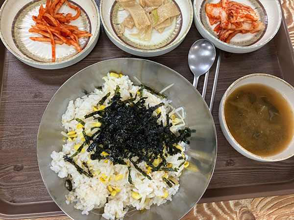 유성구 홍천식당 대표 음식