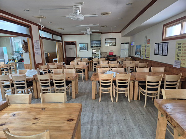 군산시 전주우족설렁탕 내부 인테리어