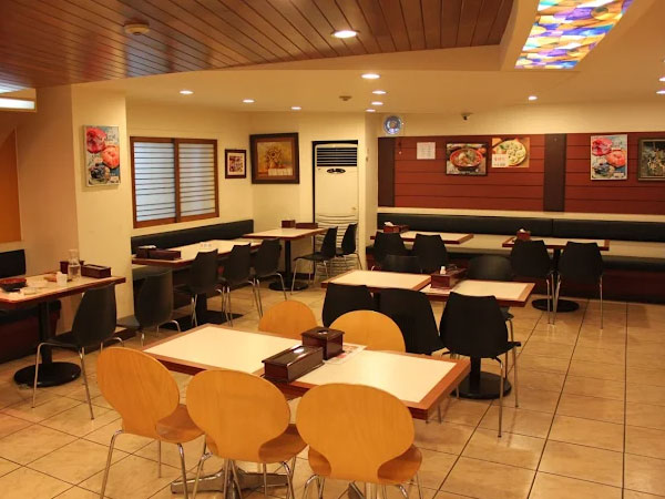 서대문구 가미분식 내부 인테리어