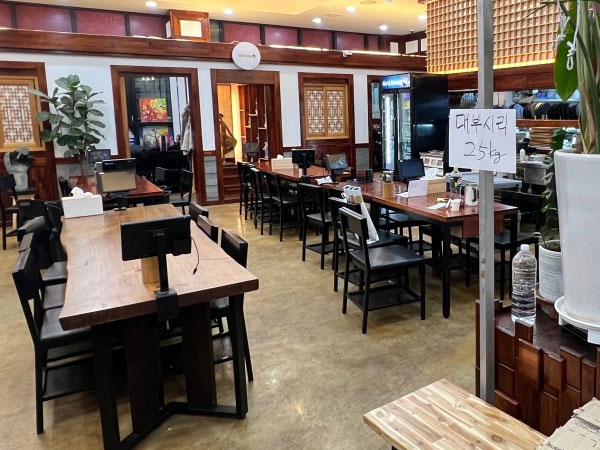 제주시 마라도횟집 내부 인테리어