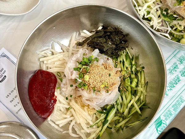 포항시 북구 마라도회식당 과메기