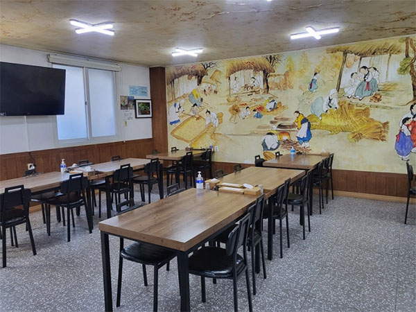 포항시 북구 평양곰탕 내부 인테리어