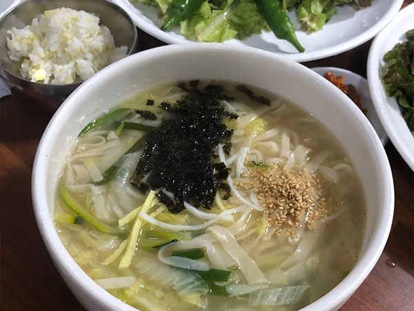 안동시 옥동손국수 대표 음식