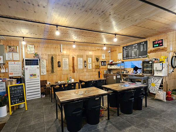 구미시 짱구포장마차 내부 인테리어