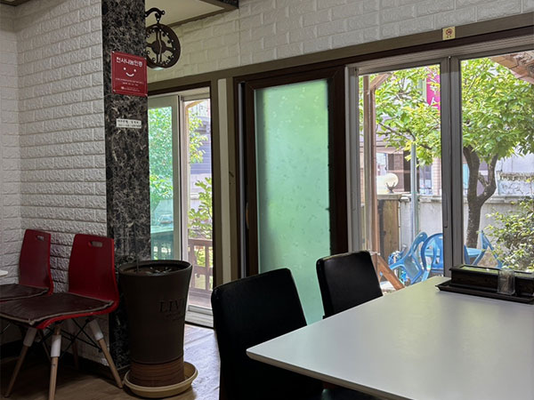 경산시 화정칼국수 내부 인테리어