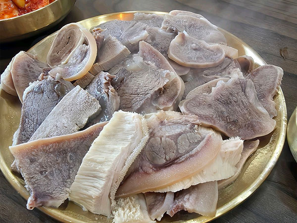 경산시 선화소곰탕 수육