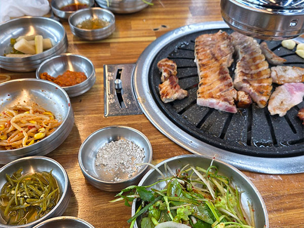 경산시 효성한우식육식당 대표 음식