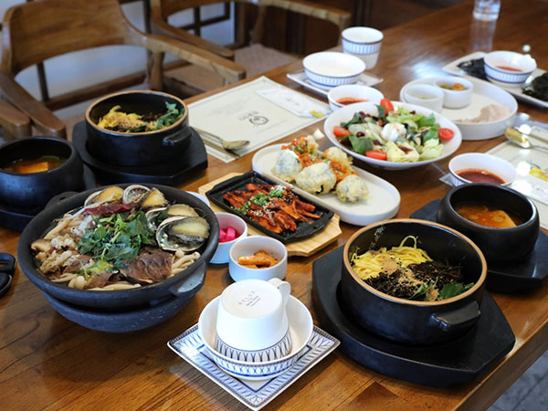 경산시 밥을짓다 경산점 대표 음식