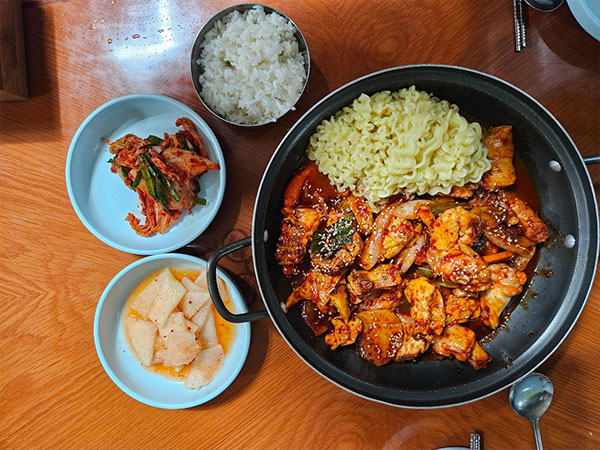 경산시 동부닭도리탕 대표 음식