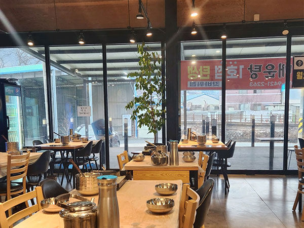 경산시 남천민물매운탕 내부 인테리어