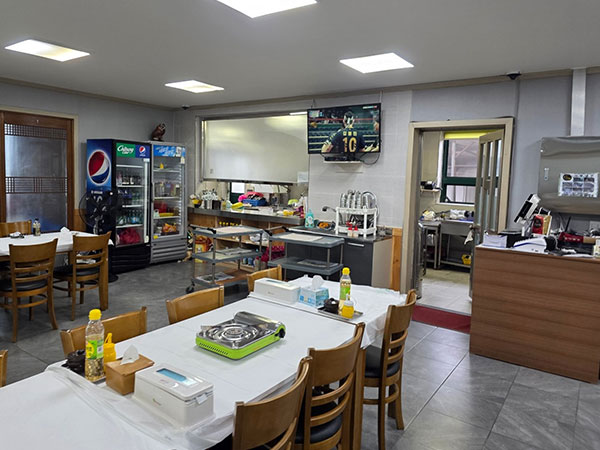 영주시 서부냉면 내부 인테리어