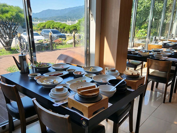 영주시 삼뜨락한정식 내부 인테리어