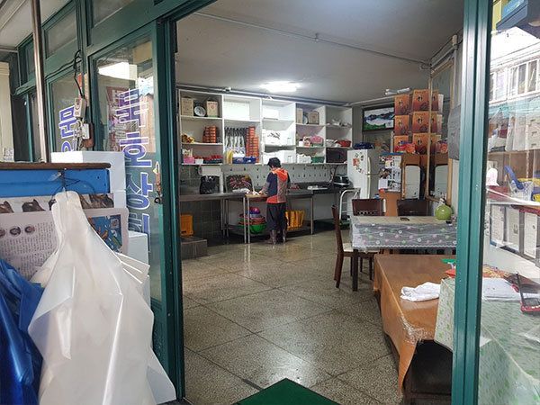 영주시 묵호문어집 내부 인테리어