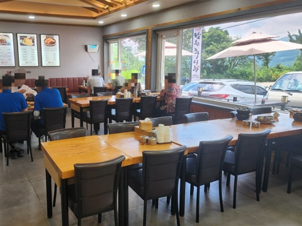 영주시 천수남원추어탕 내부 인테리어