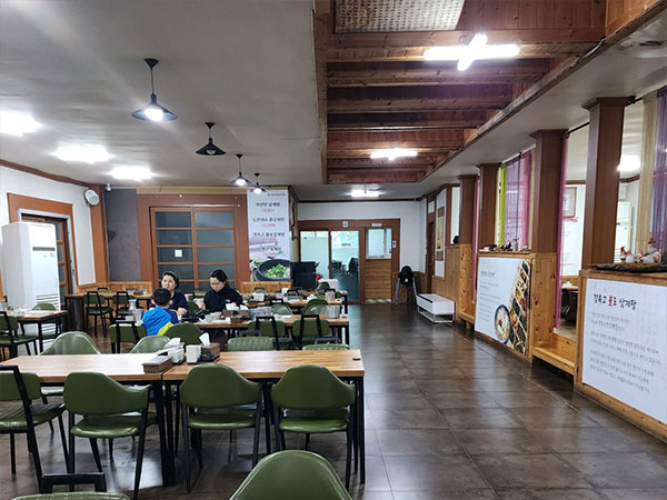 영주시 약선당영주삼계탕 내부 인테리어