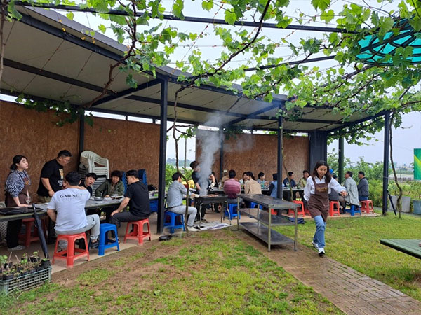 영천시 와인숯불 We 위 와이너리 봄철체험