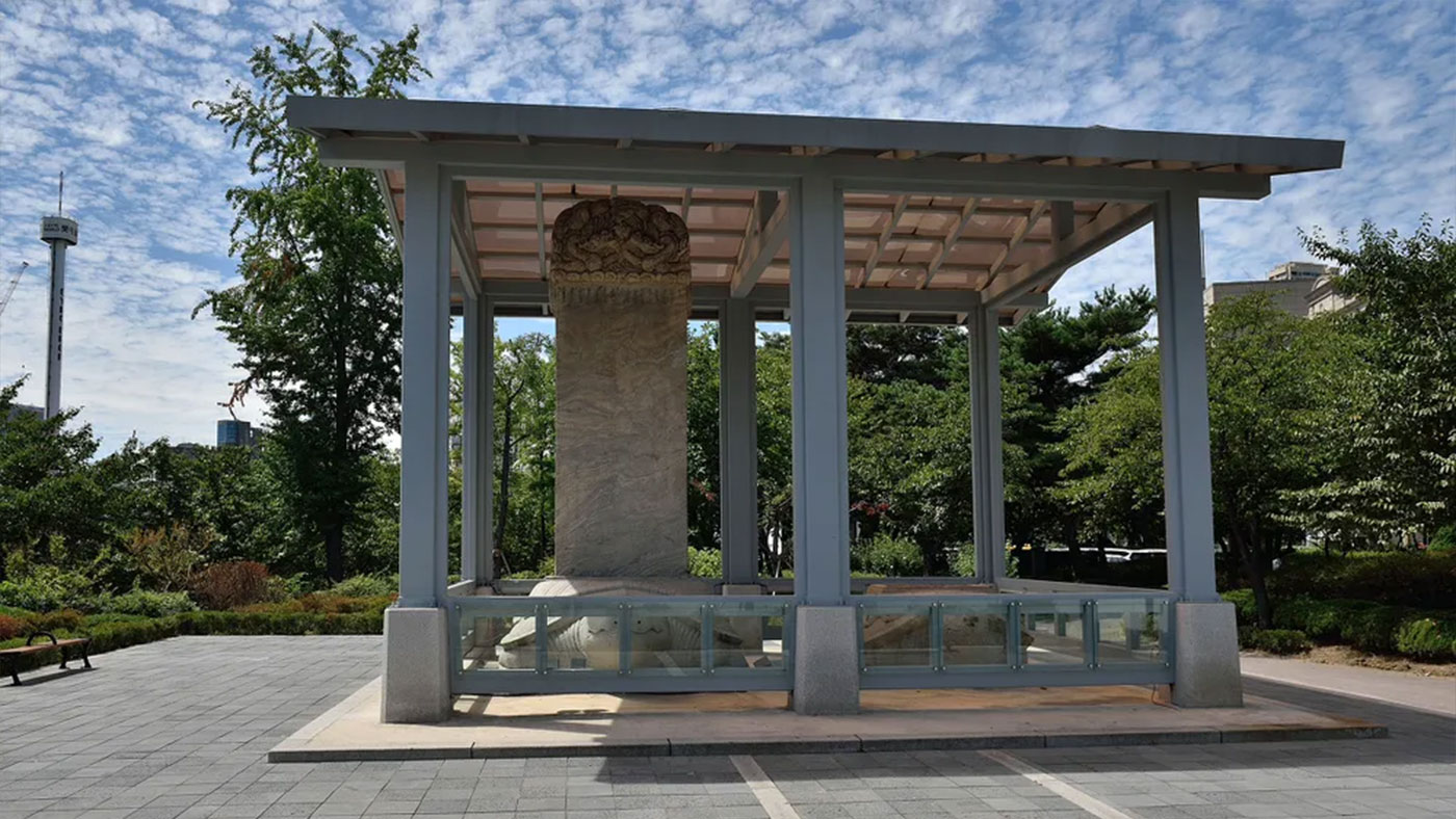 서울 삼전도비 (서울 三田渡碑): 축성의 백과사전, 시대상 반영한 축성술이 고스란히