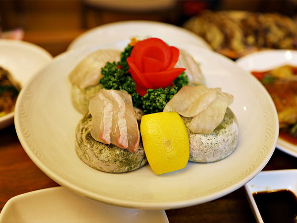 만성한정식 광어회