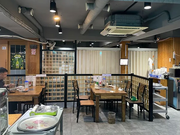 중구 부민옥 내부 인테리어