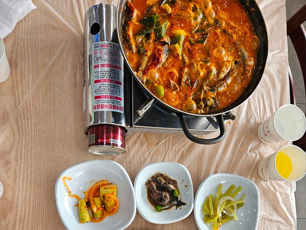 용암할매횟집 멸치찌개