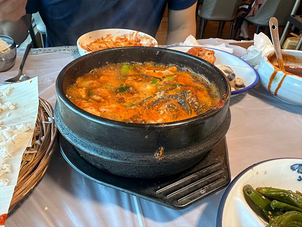 꺼먹동네 매운탕