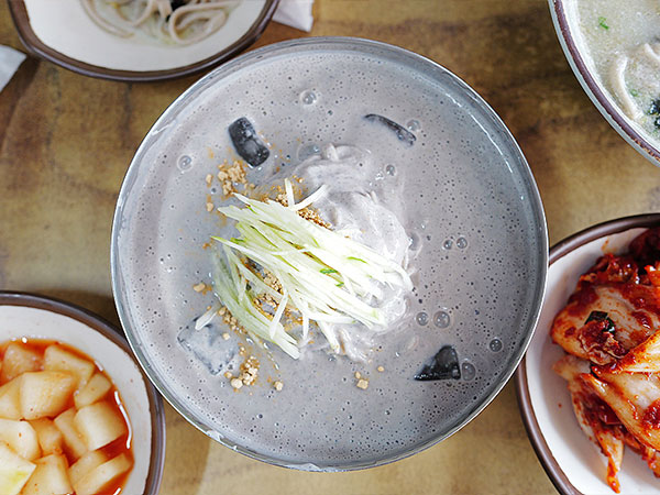 돈물국수 콩국수