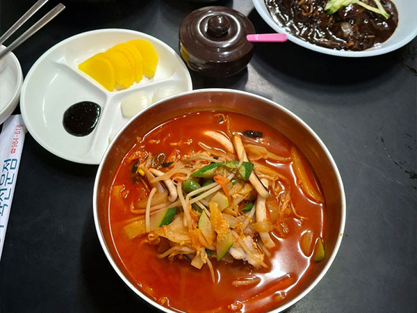 동흥식당 짬뽕