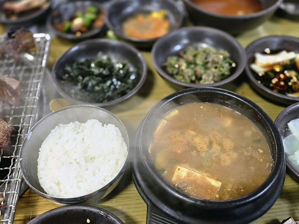 명동돼지한마리 된장찌개