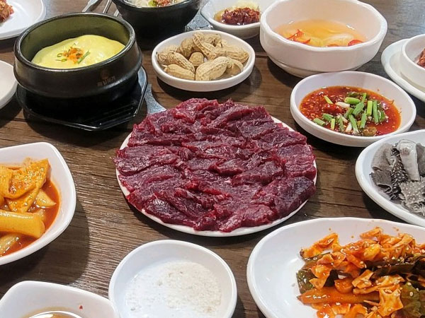 녹양구이 두산동점 뭉티기(생고기)