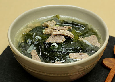 총명(聰明) 식단 미역국