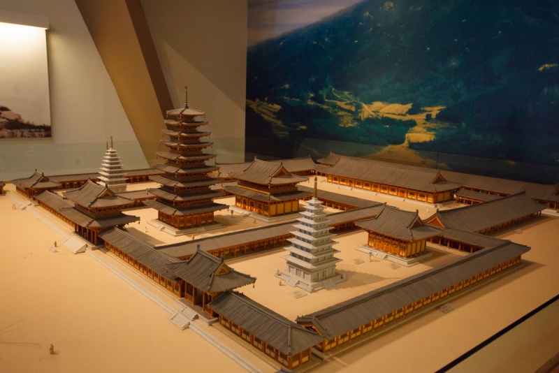 익산 미륵사지 석탑 (益山 彌勒寺址 石塔)