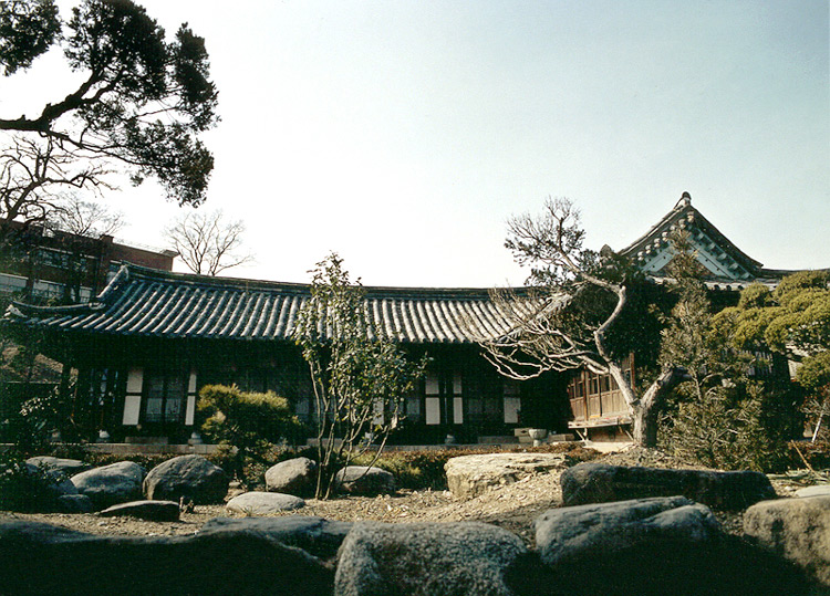 이장우가옥 (李章雨家屋)